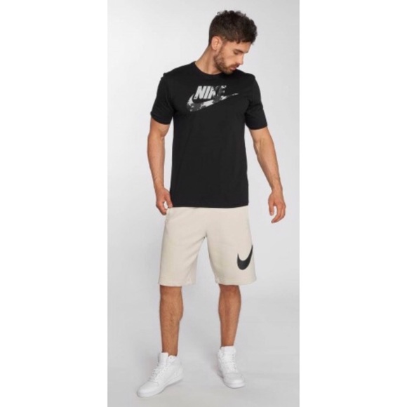Nike Sportswear Club (NSW) Shorts - Picture 1 of 3